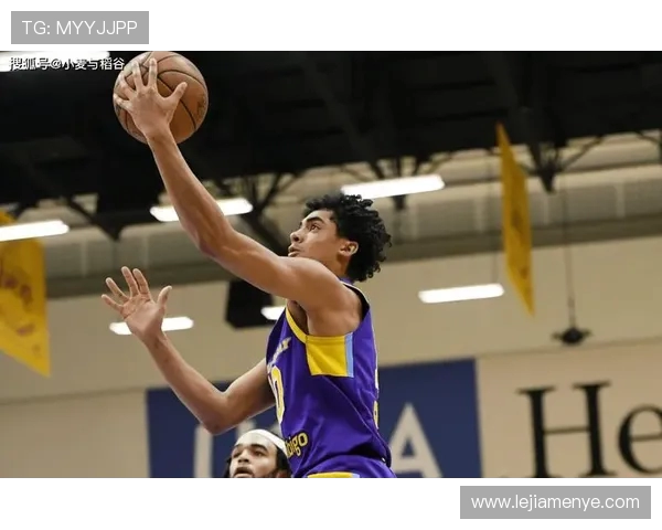 克里斯蒂对阵旧主表现出色但正负值惨淡成为全场最低引发热议