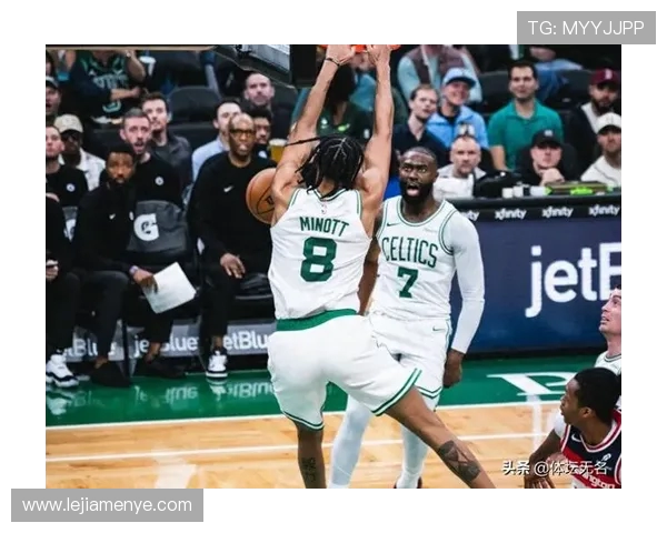 杰伦布朗回应外界对他与塔图姆的讨论强调二人始终保持顶级表现